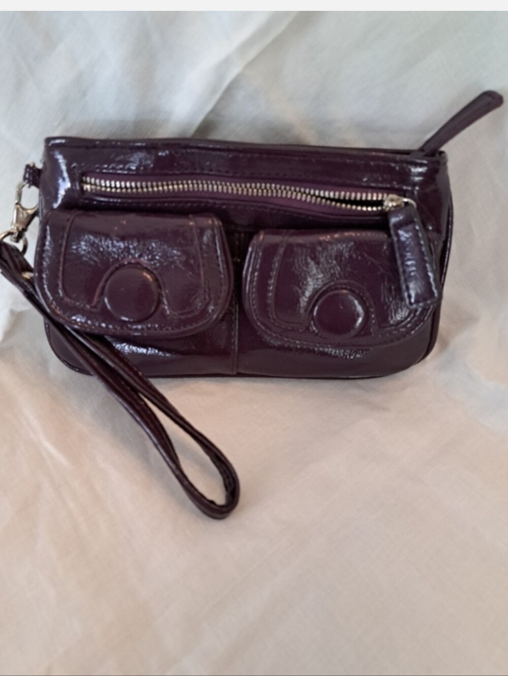 💚3/$25 Vintage Y2K Deep Plum Faux Patent Leather Wristlet Clutch